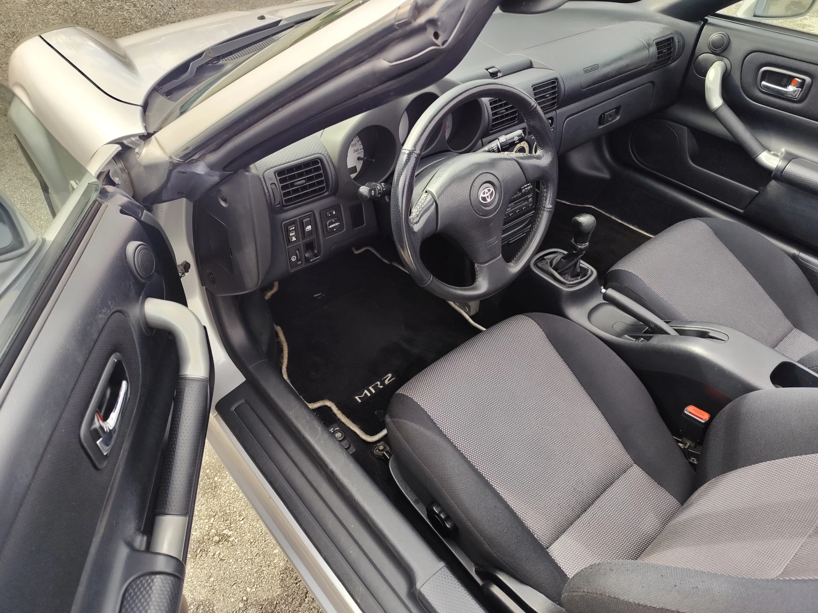 Toyota Mr2 1.8vvt-i, снимка 8 - Автомобили и джипове - 54097478