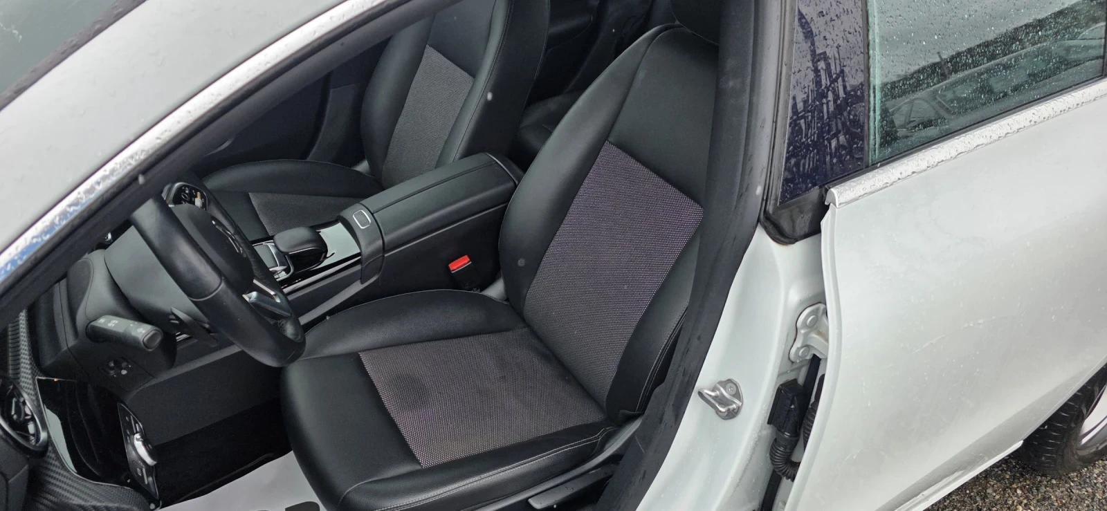 Mercedes-Benz CLA 180 1.5 Cdti-Soiution-Automato-Navi-Camera, снимка 10 - Автомобили и джипове - 54573681