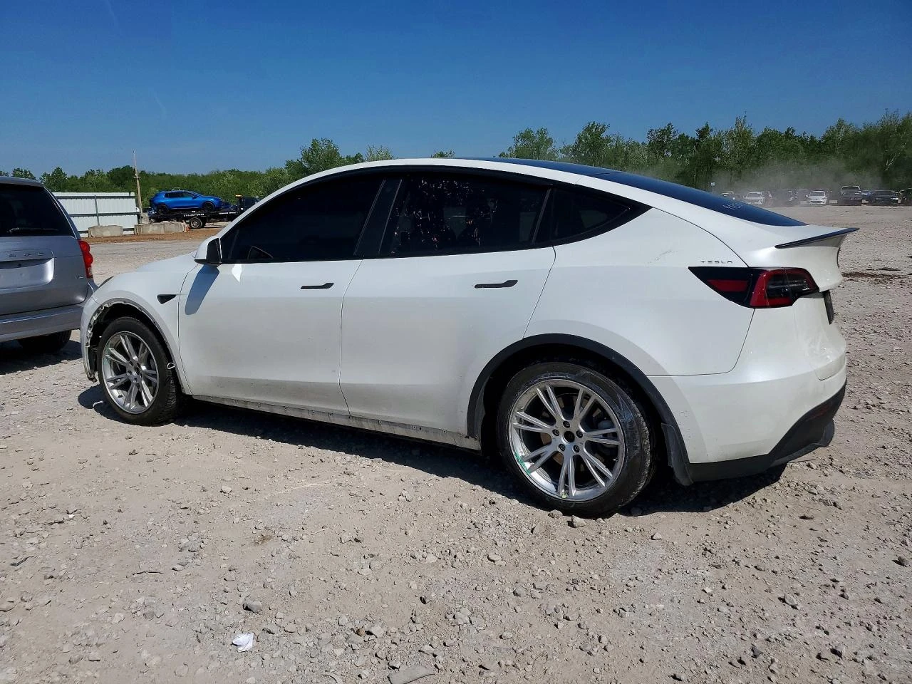 Tesla Model Y DUAL MOTOR LONG RANGE AWD ТЕРМОПОМПА* , снимка 3 - Автомобили и джипове - 54607977