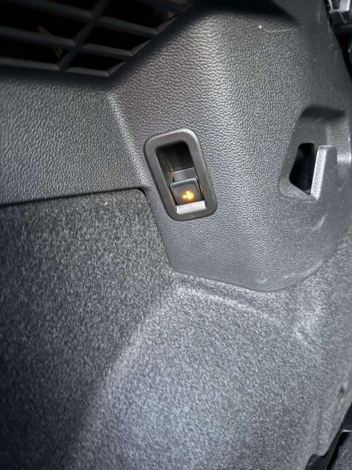 VW Golf 2.0TDI 150к.с., снимка 15 - Автомобили и джипове - 54758641