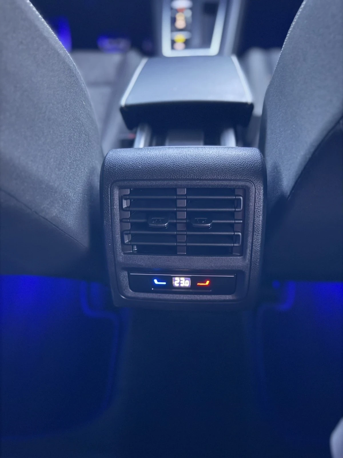 VW Golf 2.0TDI 150к.с., снимка 11 - Автомобили и джипове - 54758641