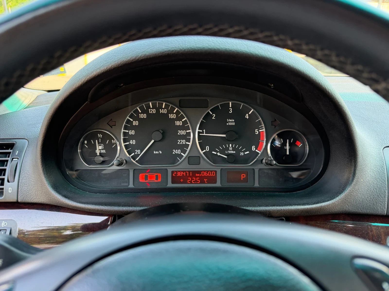 BMW 320 d, снимка 13 - Автомобили и джипове - 54859097