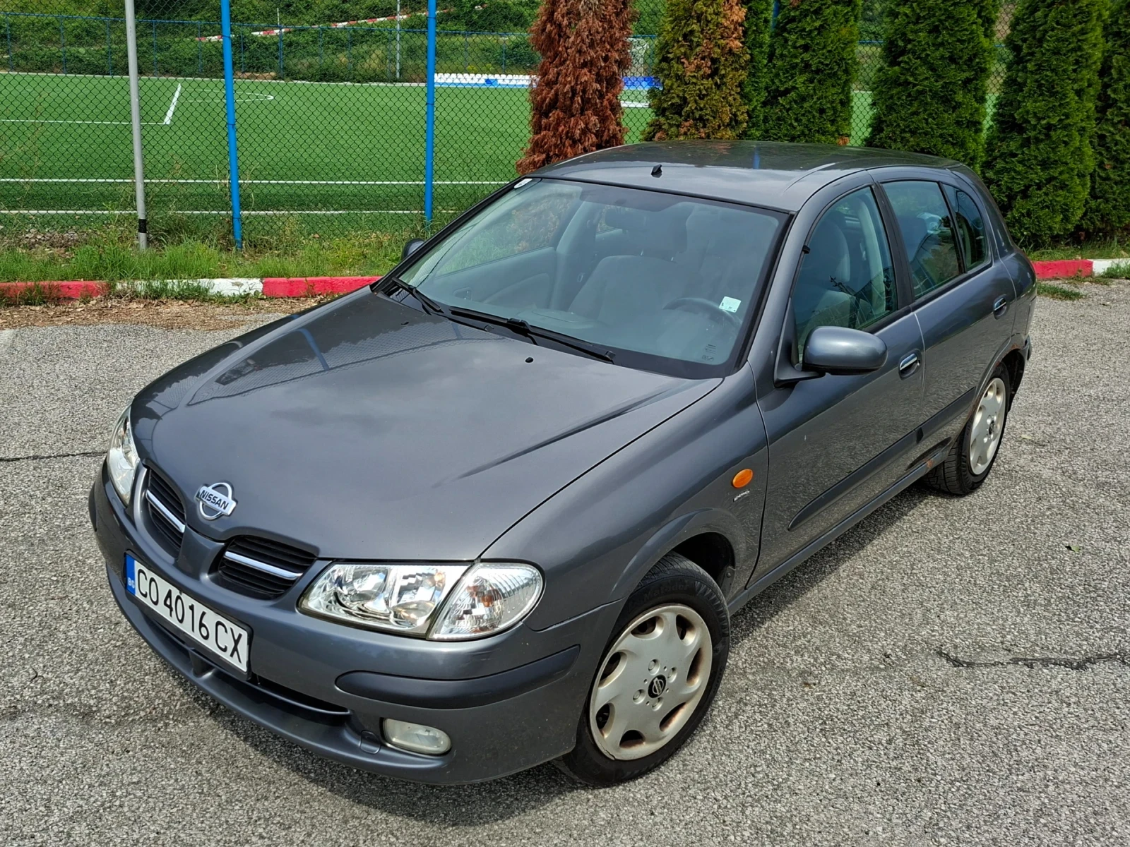 Nissan Almera 1.5, снимка 2 - Автомобили и джипове - 54924031