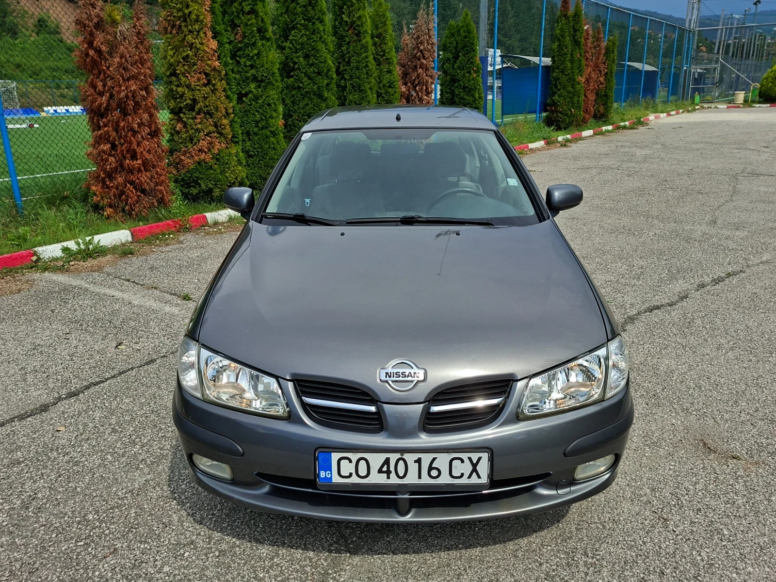 Nissan Almera 1.5, снимка 10 - Автомобили и джипове - 54924031