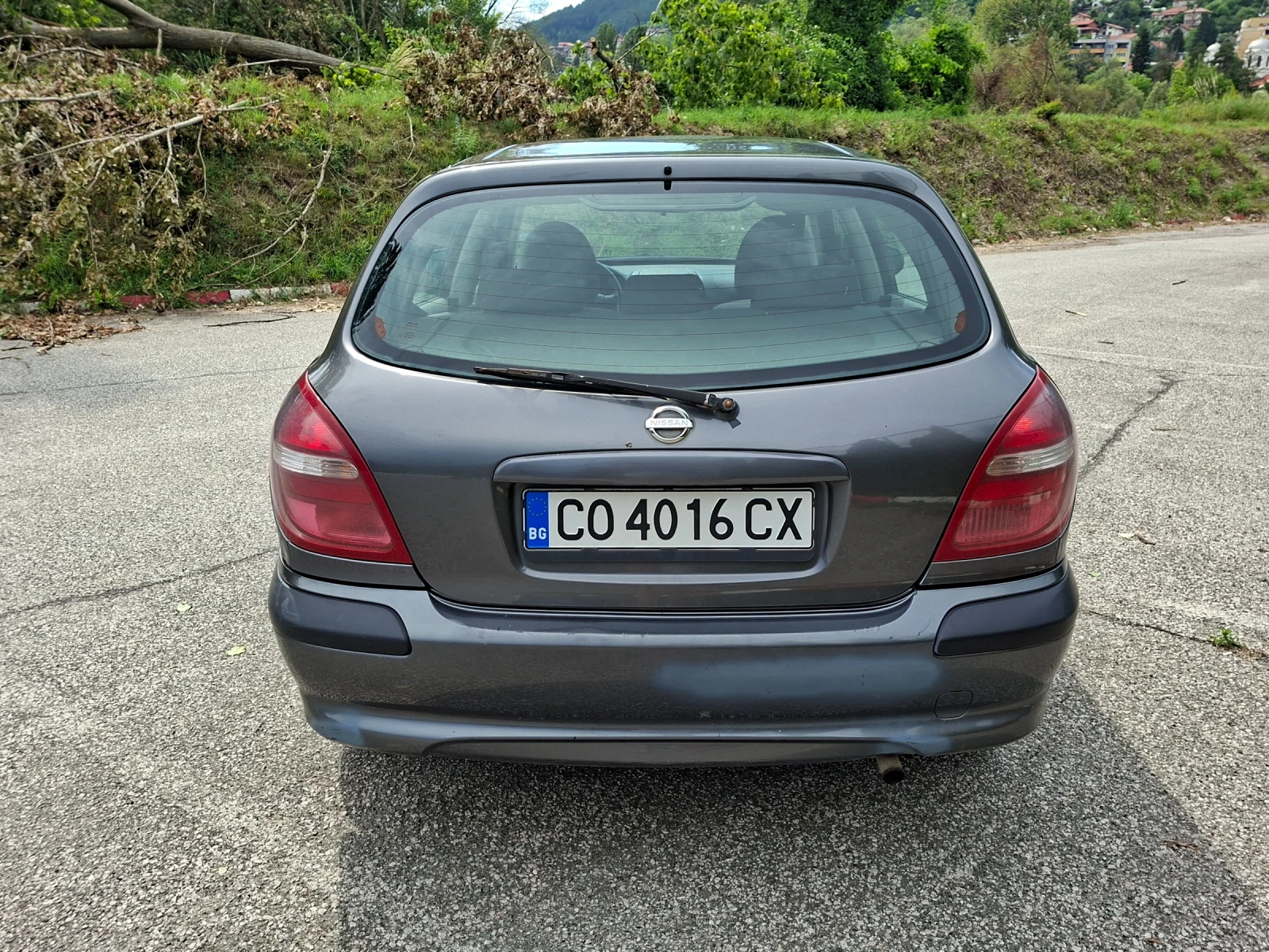Nissan Almera 1.5, снимка 6 - Автомобили и джипове - 54924031