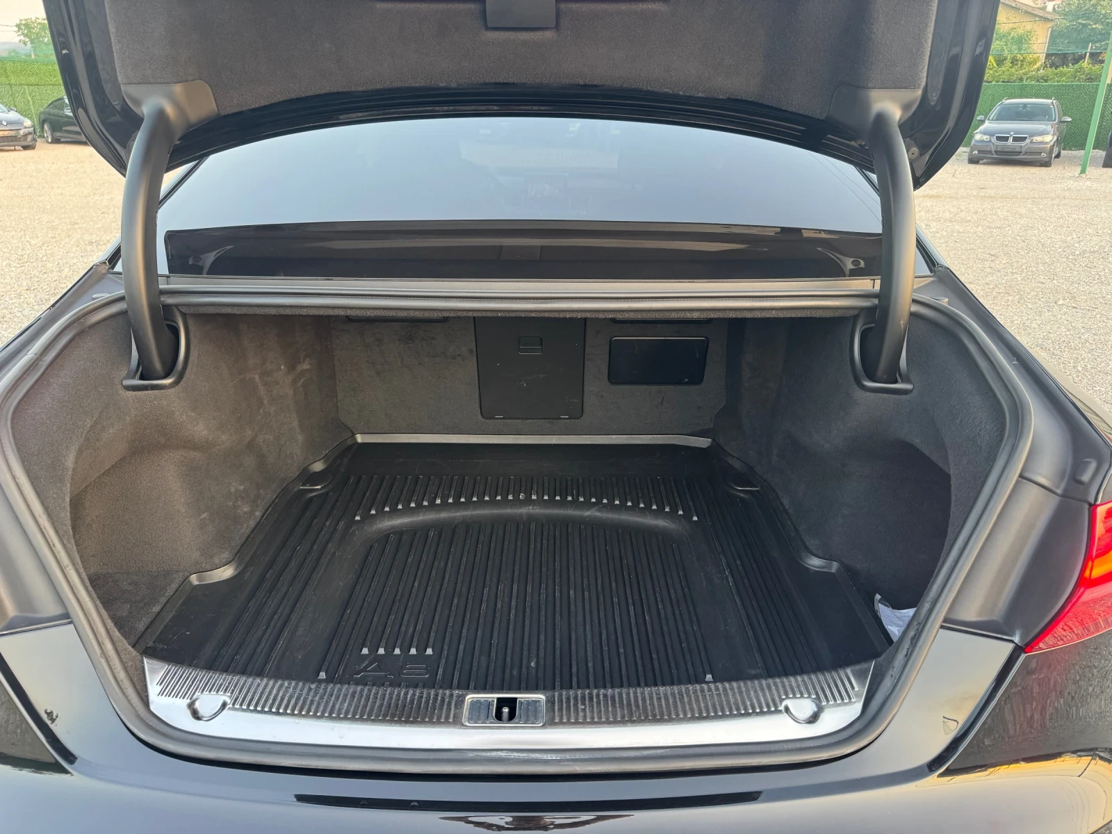 Audi S8 Ceramic + Matrix S8plus 605 ps, снимка 14 - Автомобили и джипове - 55629975