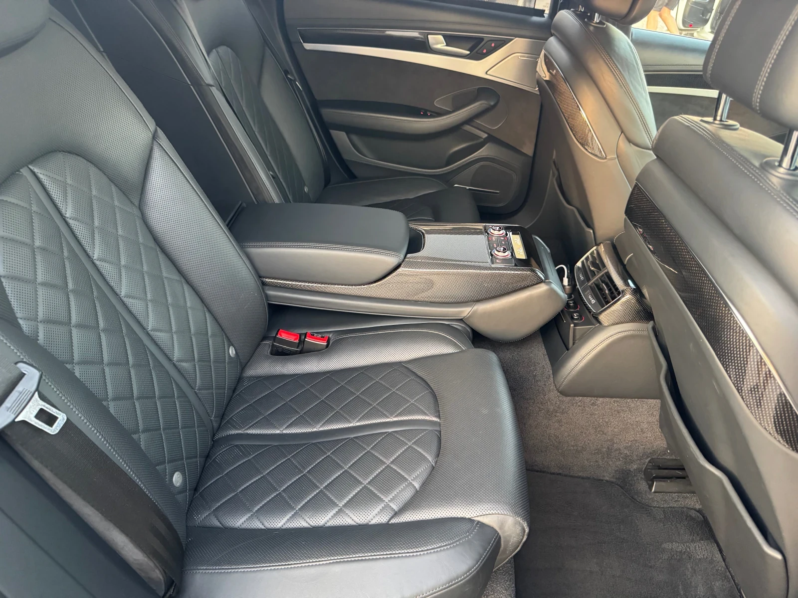 Audi S8 Ceramic + Matrix S8plus 605 ps, снимка 12 - Автомобили и джипове - 55629975