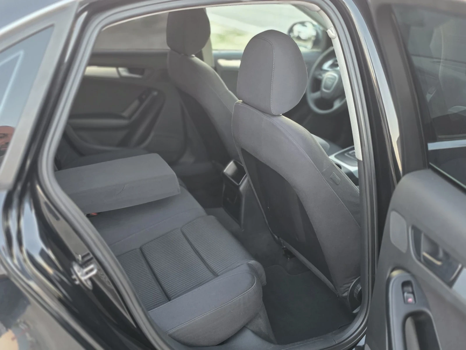 Audi A4 2.0tdi 143 k.c. Собствен Лизинг, снимка 11 - Автомобили и джипове - 55981612