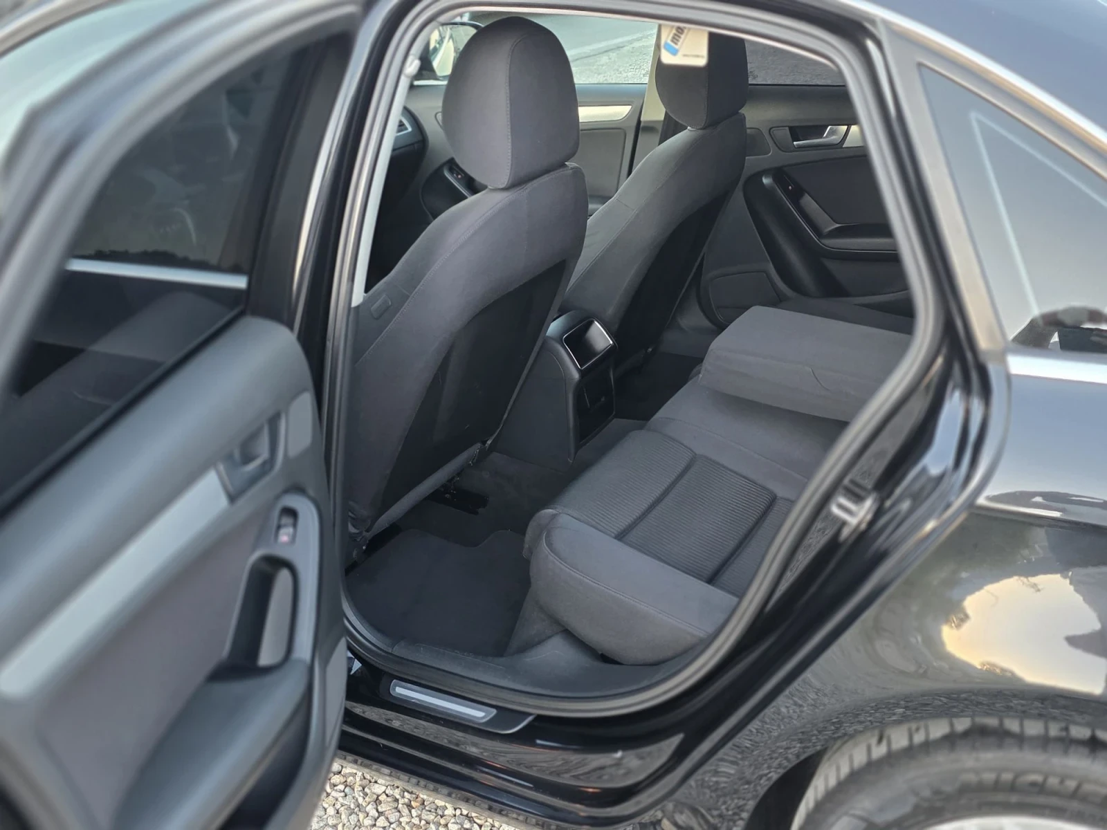 Audi A4 2.0tdi 143 k.c. Собствен Лизинг, снимка 10 - Автомобили и джипове - 55981612