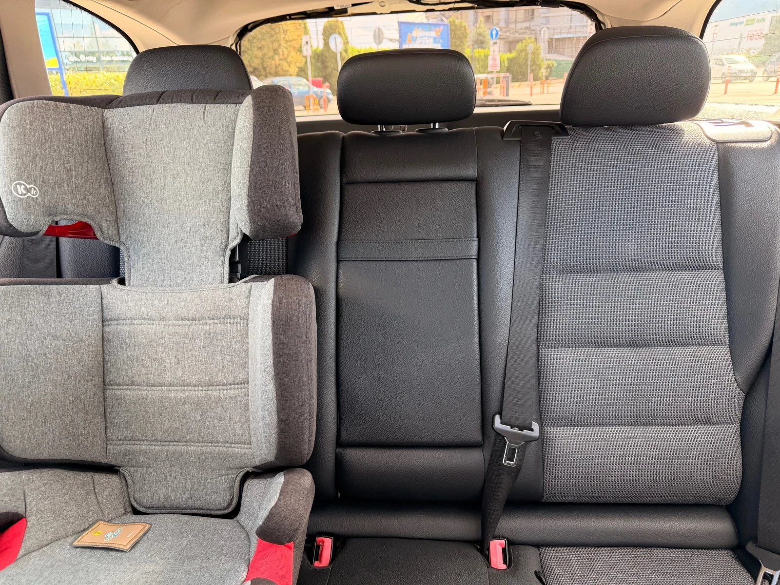 Mercedes-Benz C 250 CDI 4Matic, снимка 6 - Автомобили и джипове - 56248913