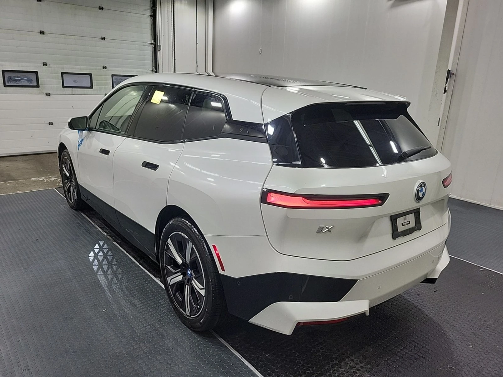 BMW iX Xdrive40 ���������� ���� �� �������� | Mobile.bg � ����������� 5