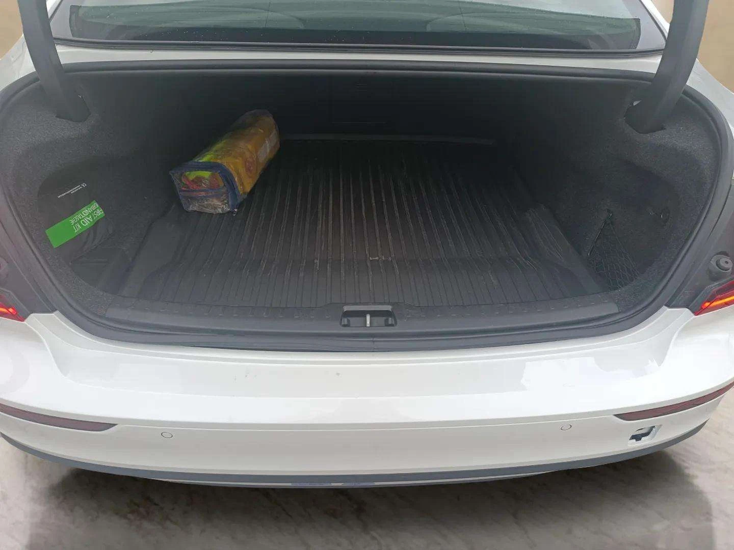 Volvo S60 2.0 B5, снимка 12 - Автомобили и джипове - 56510427