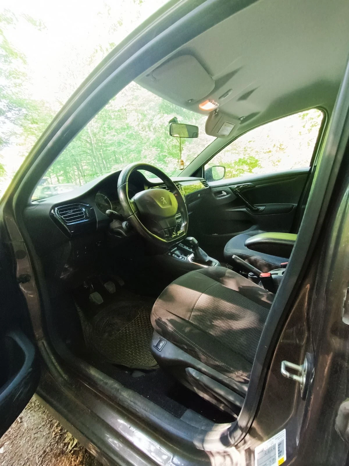 Peugeot 301 1.6, снимка 6 - Автомобили и джипове - 56523842