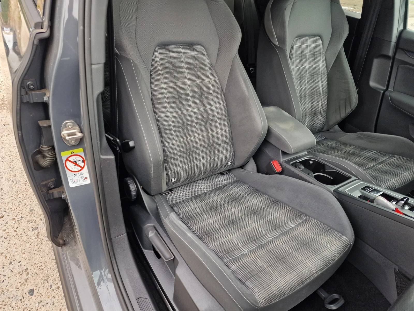 VW Golf GTD!!!200KC.!!!IQ-LIGHT!!!, снимка 15 - Автомобили и джипове - 56637694