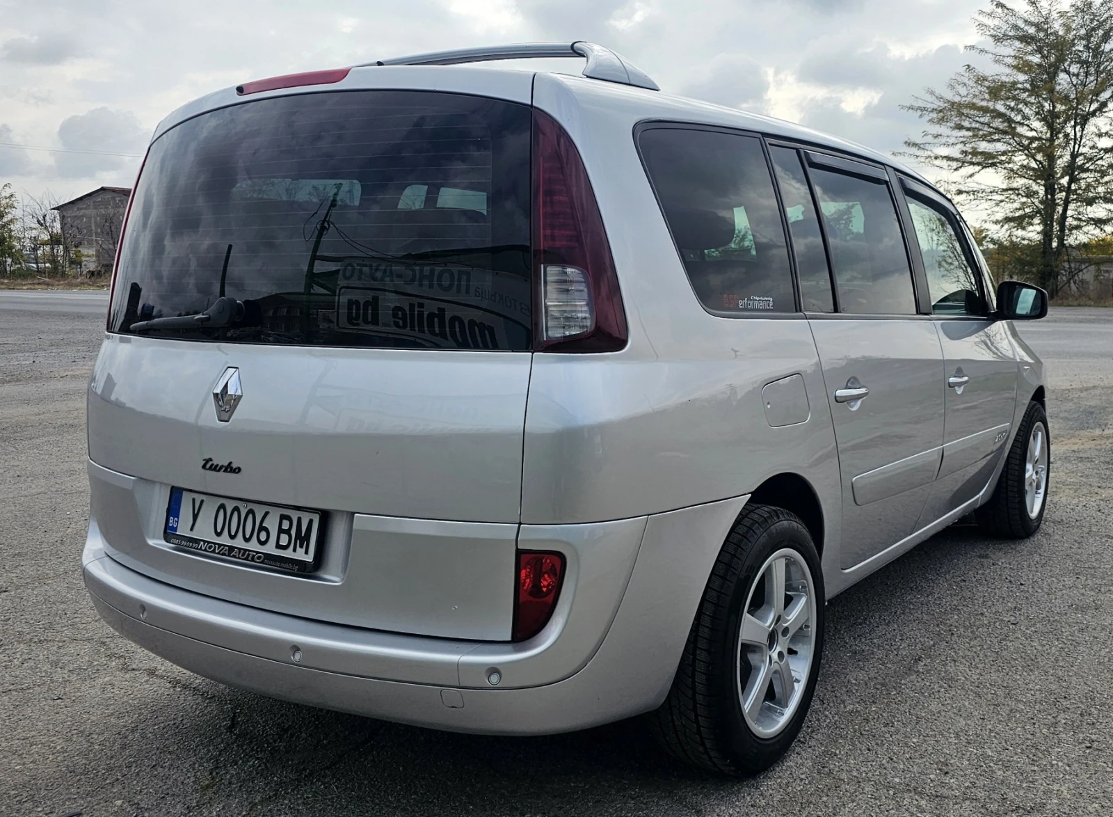 Renault Espace 2.0 dci, снимка 4 - Автомобили и джипове - 56665108