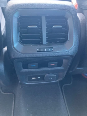 VW Tiguan 2.0 TDI 110KW 4MOT DSG - 38900 лв. - 31328612 3