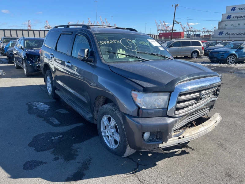 Toyota Sequoia SR5, снимка 2 - Автомобили и джипове - 48384080