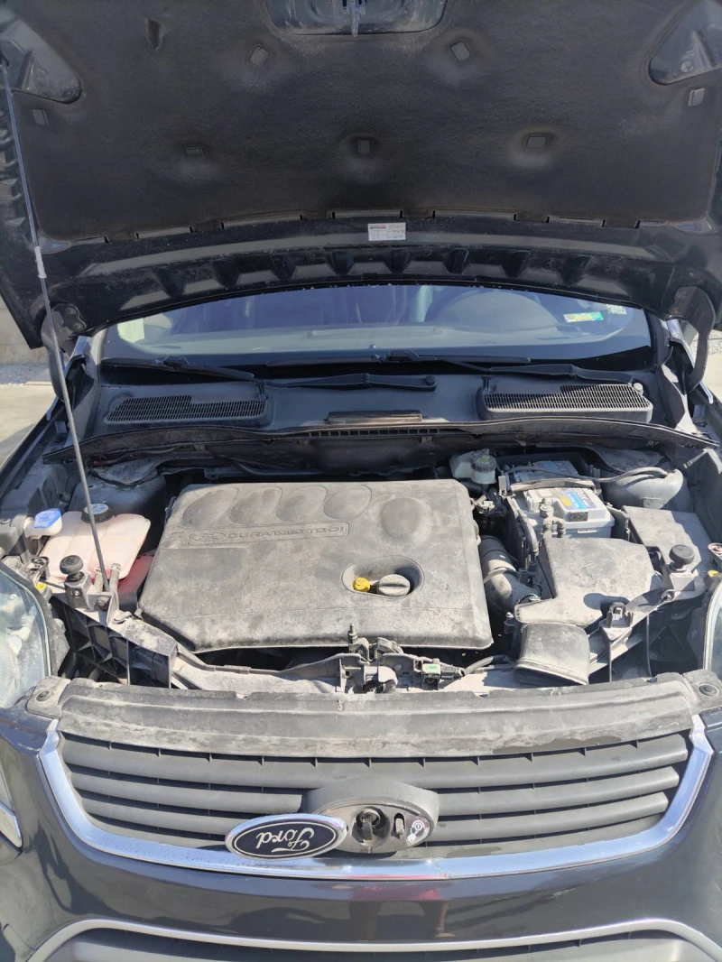 Ford Kuga Titanium, снимка 5 - Автомобили и джипове - 52484417