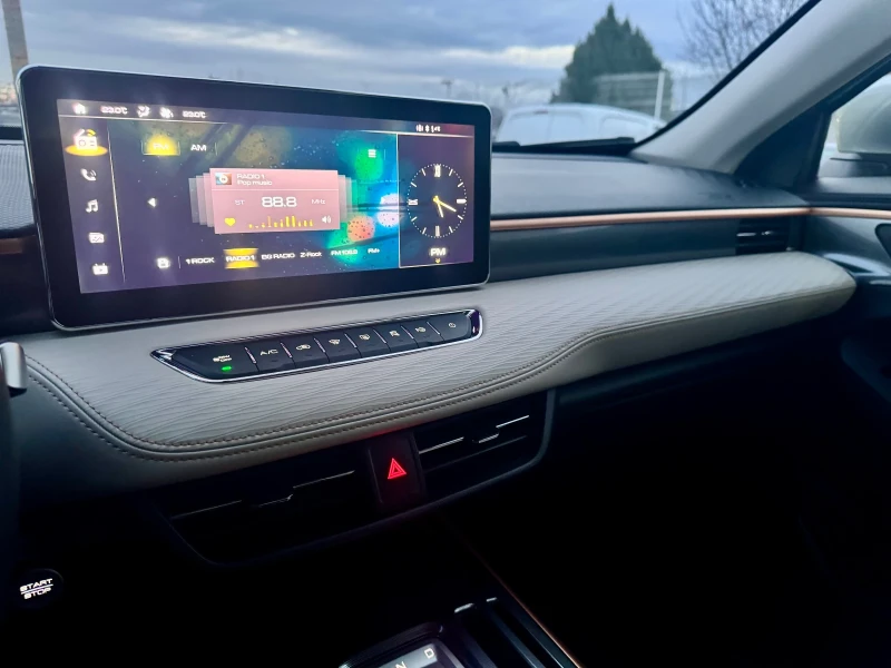 Haval Jolion Hev 1-Ви собственик Лизинг 60 месеца , снимка 13 - Автомобили и джипове - 53046374