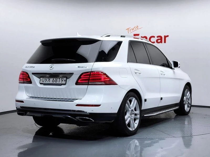 Mercedes-Benz GLE GLE350 d 4MATIC| ПОДГРЕВ| КАМЕРА| ПАМЕТ, снимка 2 - Автомобили и джипове - 55737523