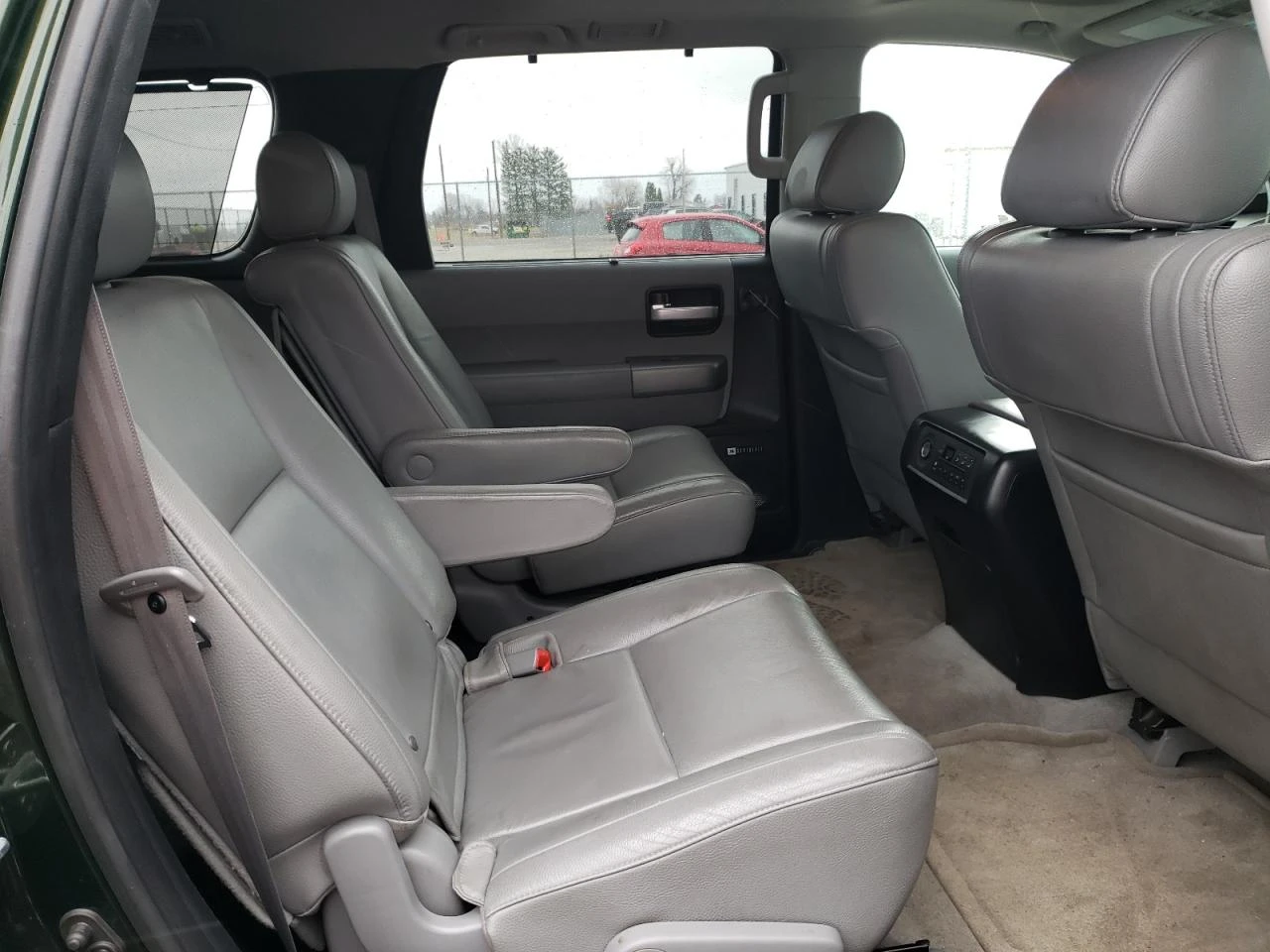 Toyota Sequoia LIMITED 5.7* Подгрев* JBL* Кожа* Перфектна на газ* - изображение 10