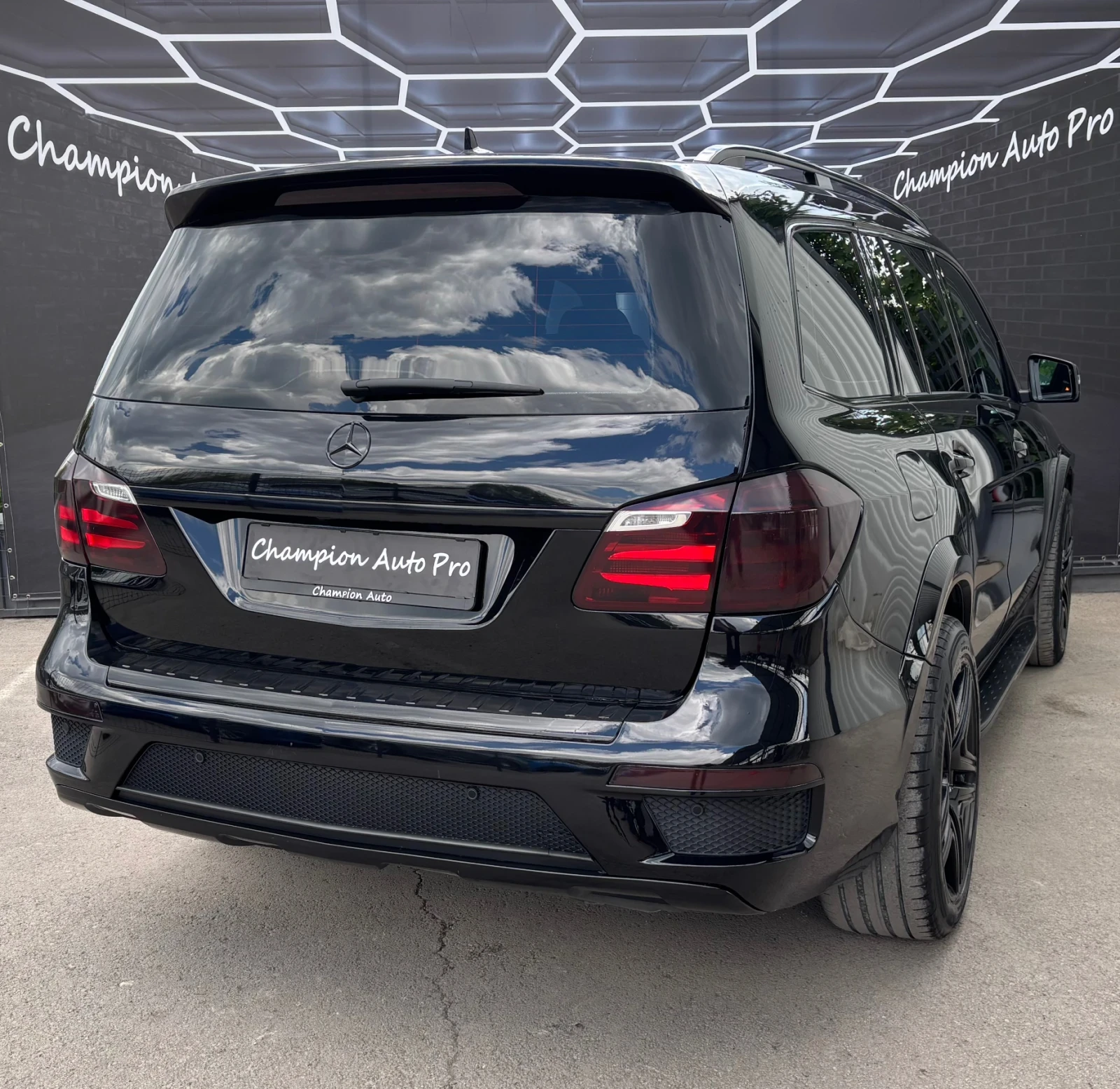 Mercedes-Benz GL 350 AMG - изображение 6
