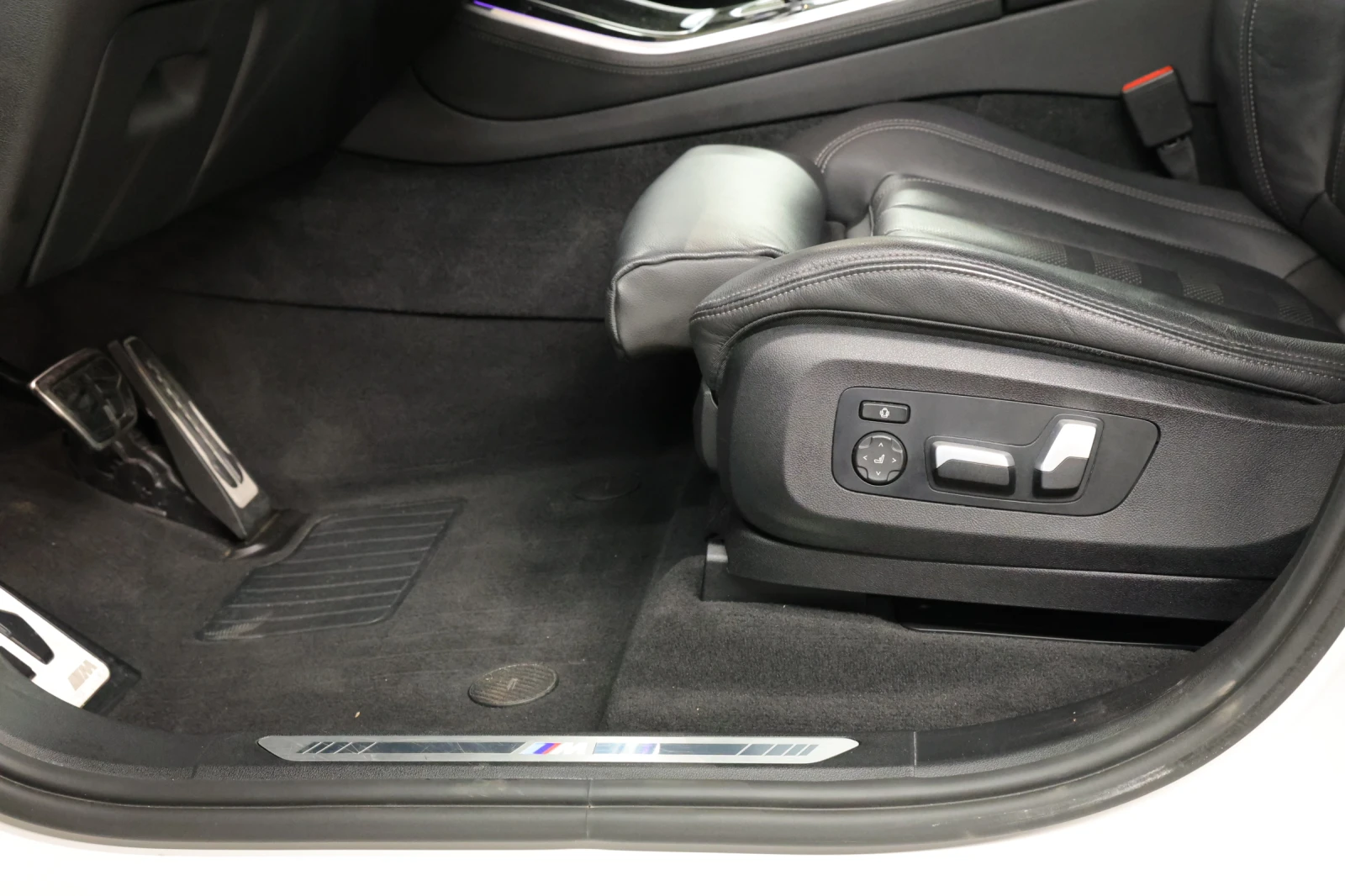 BMW X5 40d xDrive M-Paket - изображение 6