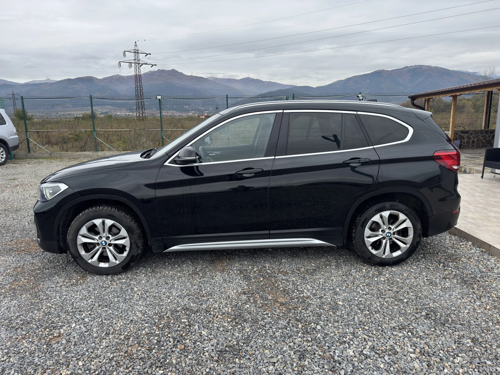 BMW X1 2.0D/ FACELIFT /2020 - изображение 3