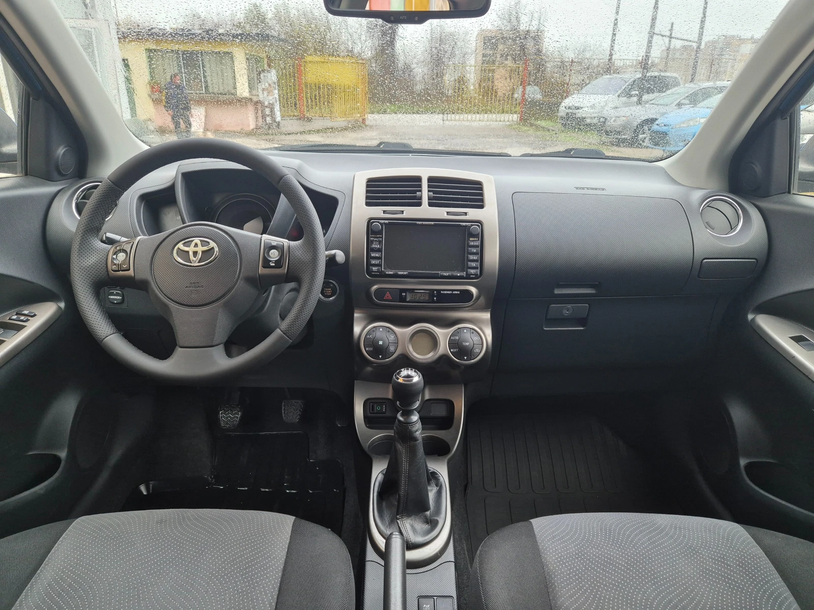 Toyota Urban Cruiser 1.4 D4D 4X4 FULL ITALY | Mobile.bg   14