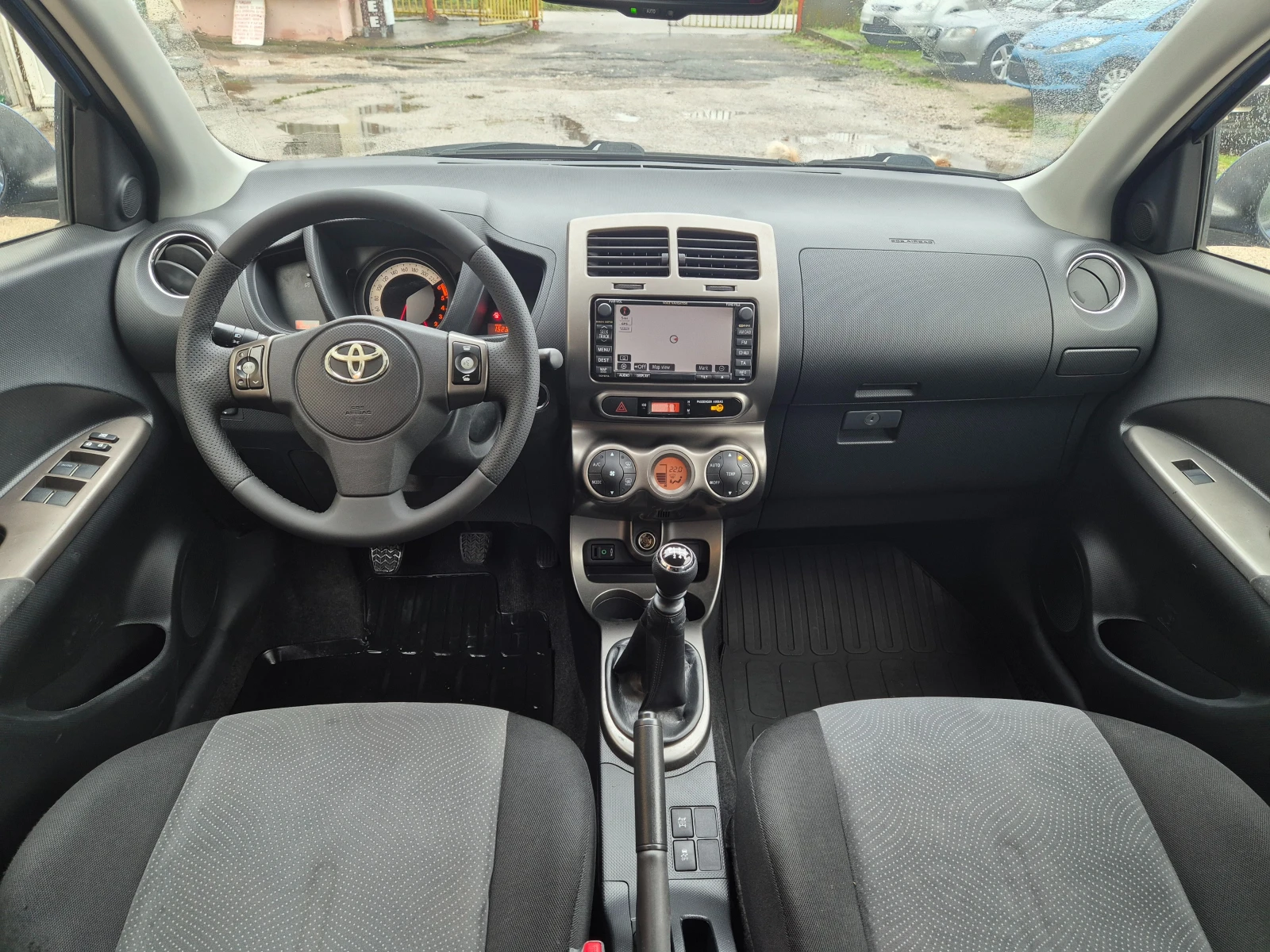 Toyota Urban Cruiser 1.4 D4D 4X4 FULL ITALY | Mobile.bg   15