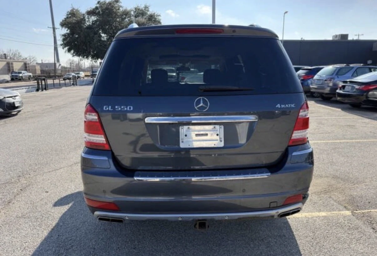 Mercedes-Benz GL 550 Обдухване * Камера * Сервизна История * 7 Местен *, снимка 5 - Автомобили и джипове - 54038056