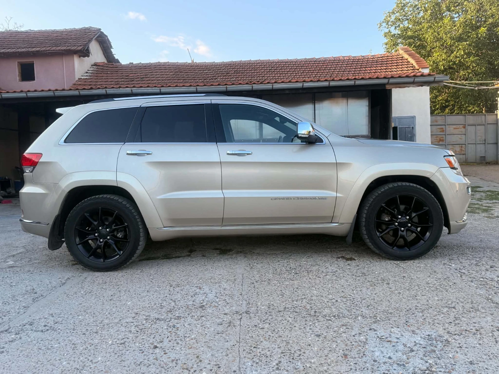 Jeep Grand cherokee 3, 6 SUMMIT, снимка 4 - Автомобили и джипове - 55438821