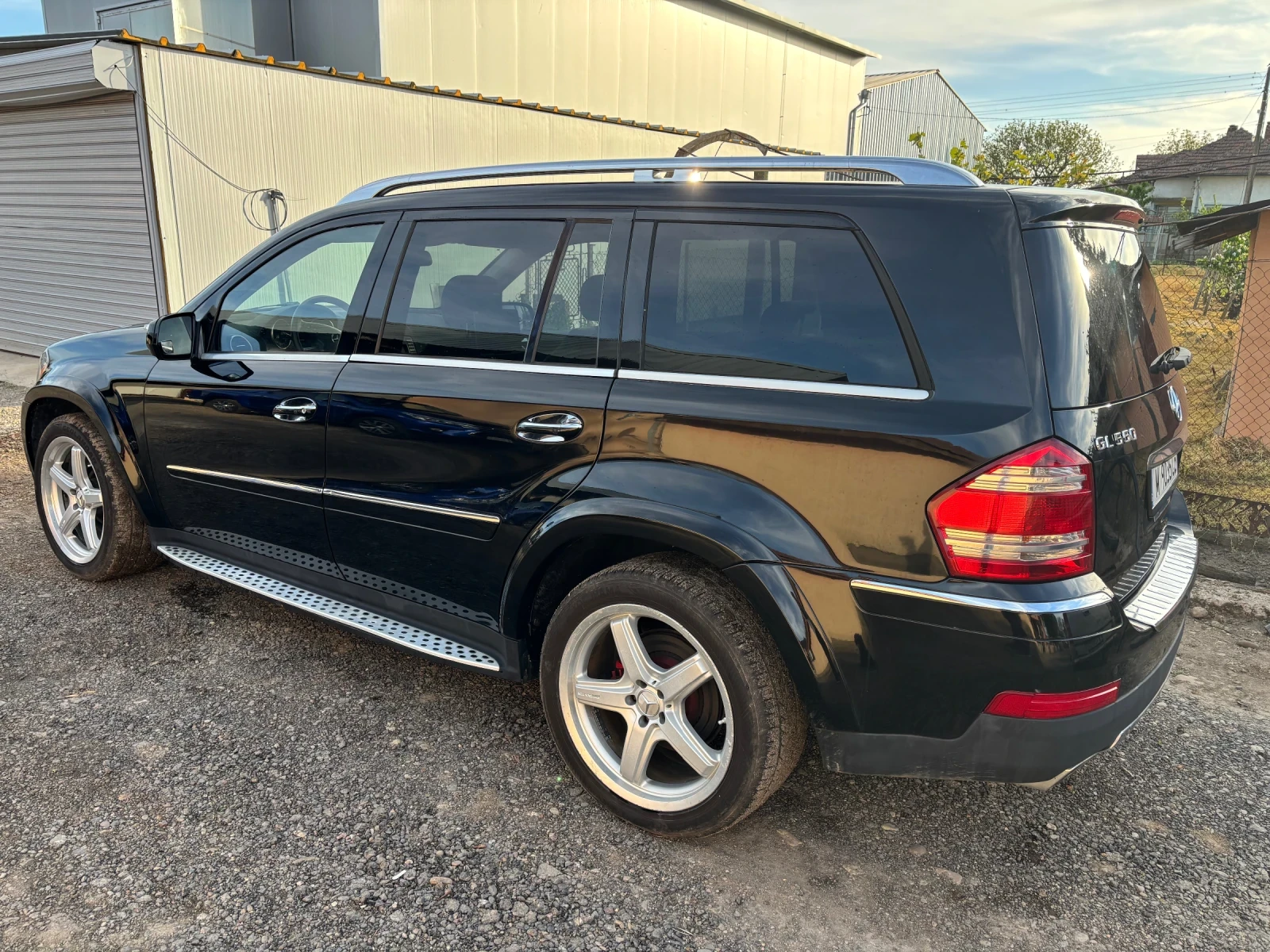 Mercedes-Benz GL 550, снимка 2 - Автомобили и джипове - 54564386