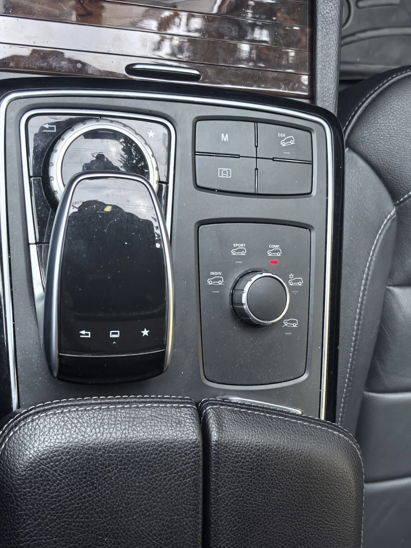 Mercedes-Benz GLE 350 СПЕШНО 360  FULL, KEYLESS, снимка 5 - Автомобили и джипове - 55003820