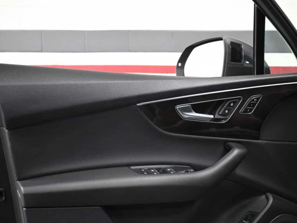 Audi Q7 * Progressiv S Line No Accident 360CAM Cooled Seat, снимка 12 - Автомобили и джипове - 54826495