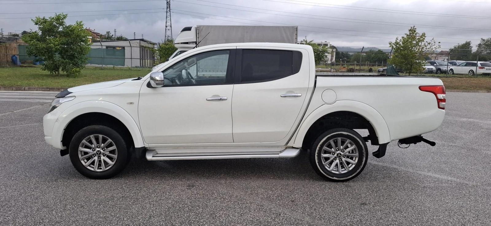 Mitsubishi L200, снимка 7 - Автомобили и джипове - 55713371