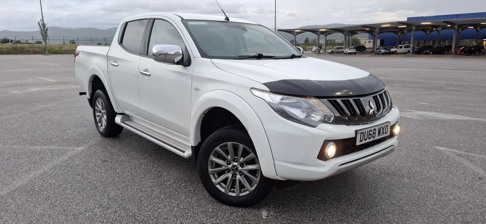 Mitsubishi L200, снимка 3 - Автомобили и джипове - 55713371