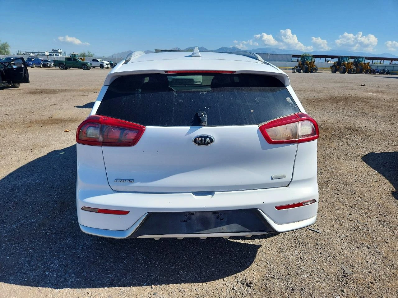 Kia Niro 1.6l Lx, снимка 6 - Автомобили и джипове - 56664255