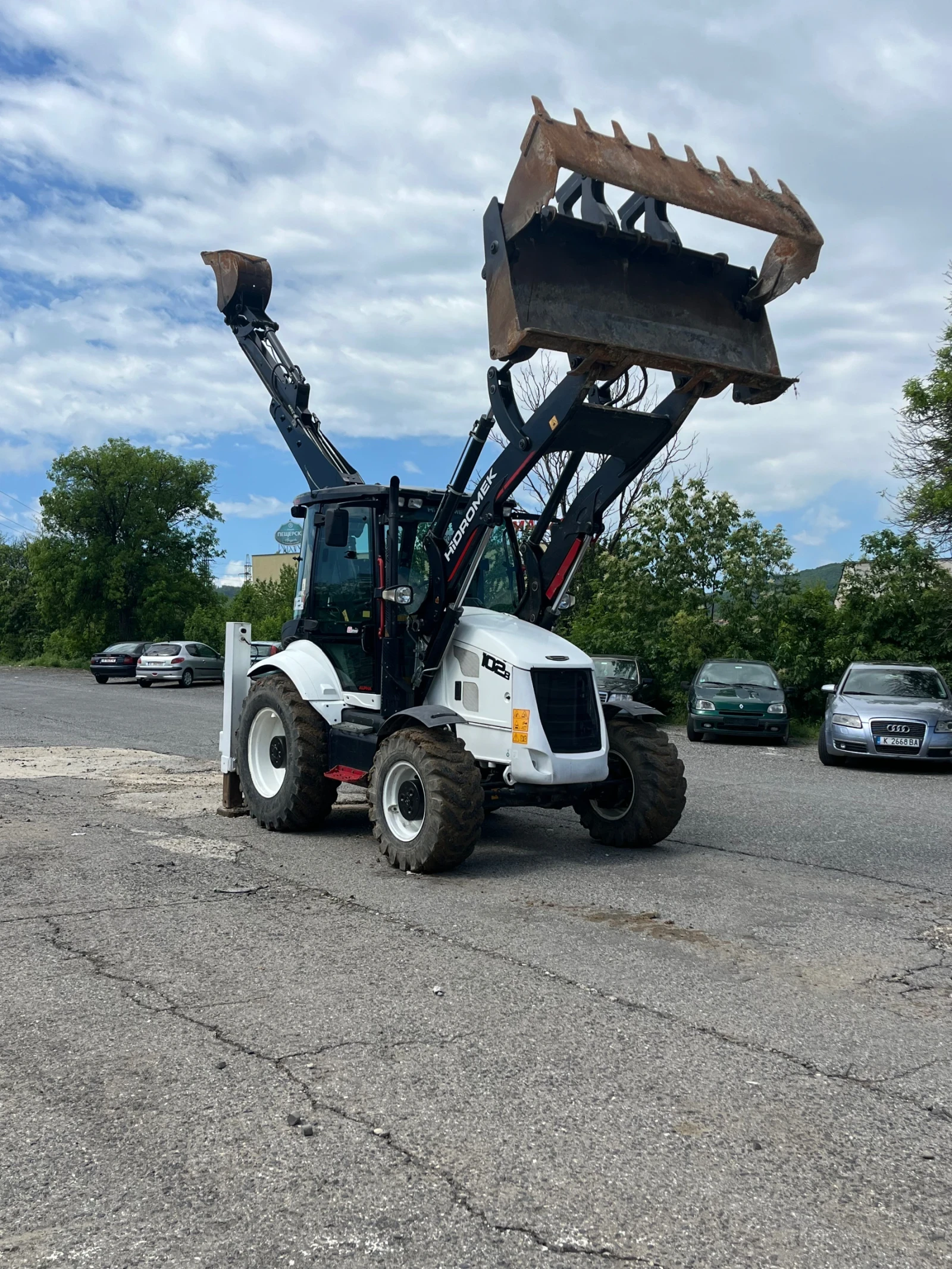 Багер Hidromek 102B, снимка 7 - Индустриална техника - 54598514