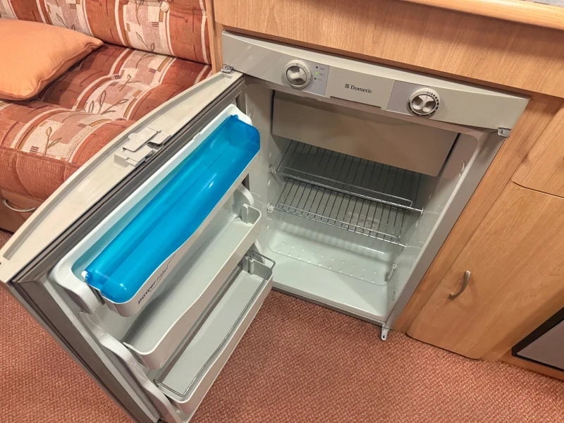 Каравана Tabbert LUNAR QUASAR-МОVER/ФОРСЕЛТ/ТЕНТА/ФРЕНСКА СПАЛНЯ/, снимка 13 - Каравани и кемпери - 53352110