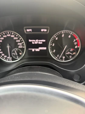Mercedes-Benz A 180 A 180 euto6, снимка 16