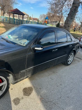 Mercedes-Benz E 270 Авангард, снимка 2