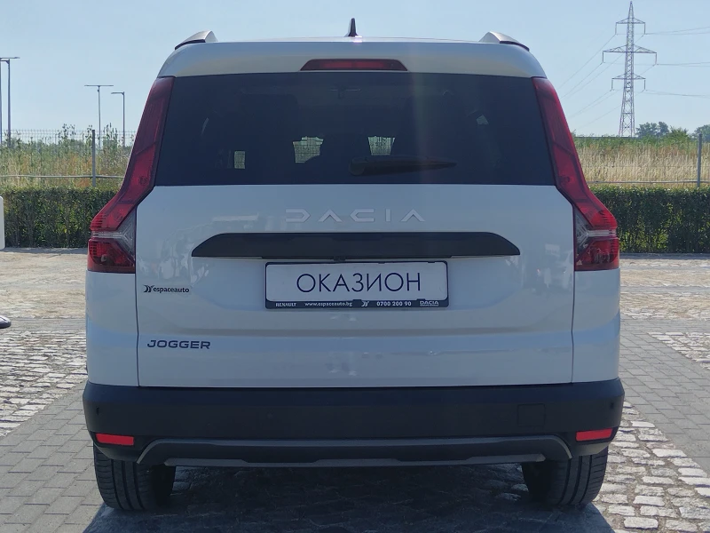 Dacia Jogger 1.0 TCe ECO-G100 Extreme, снимка 6 - Автомобили и джипове - 47865181