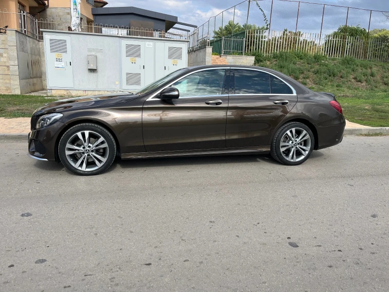 Mercedes-Benz C 220, снимка 2 - Автомобили и джипове - 47240302