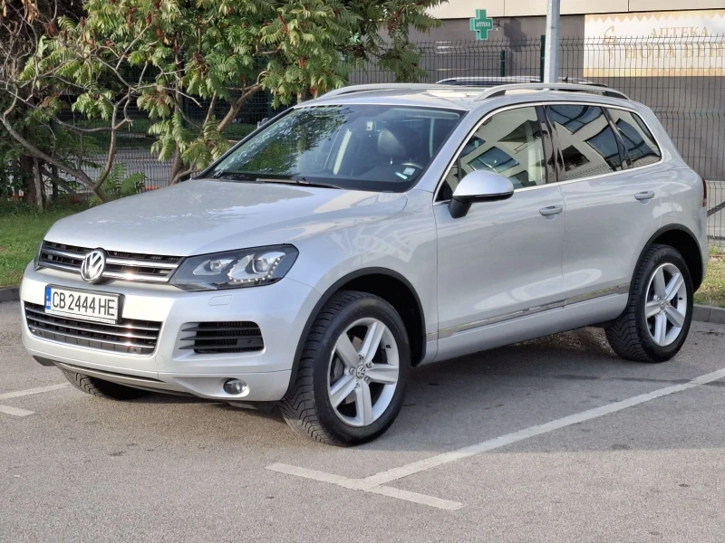 VW Touareg Обслужена! ТОП!!!, снимка 3 - Автомобили и джипове - 47513270