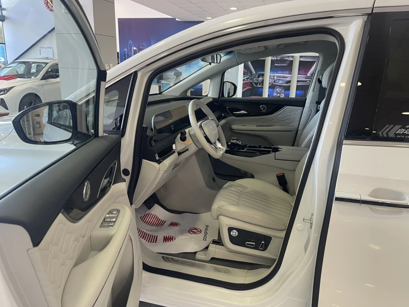 DONGFENG V9 HEV, снимка 6 - Автомобили и джипове - 52654745