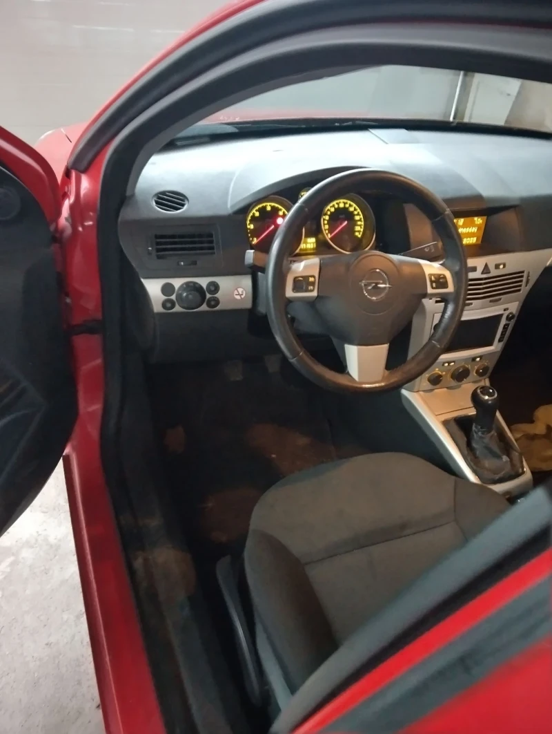 Opel Astra, снимка 6 - Автомобили и джипове - 52532967