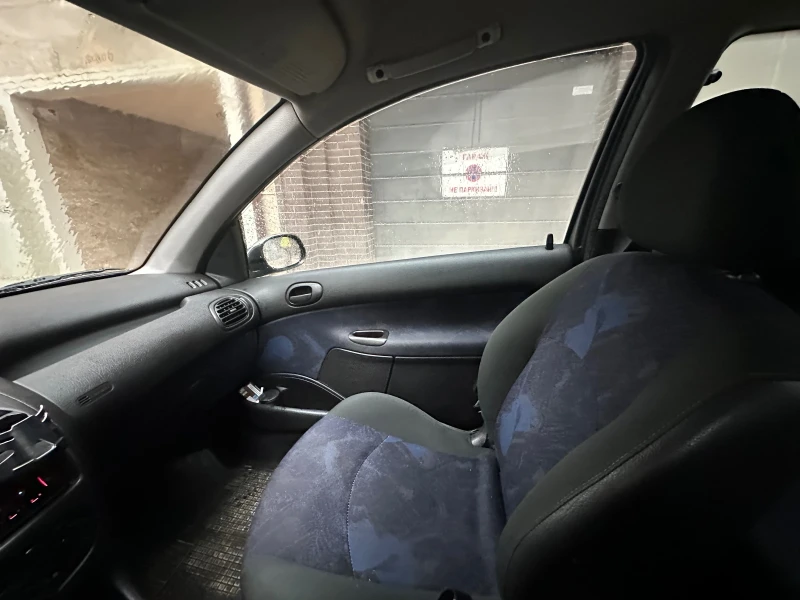 Peugeot 206 1.4, снимка 8 - Автомобили и джипове - 52585810