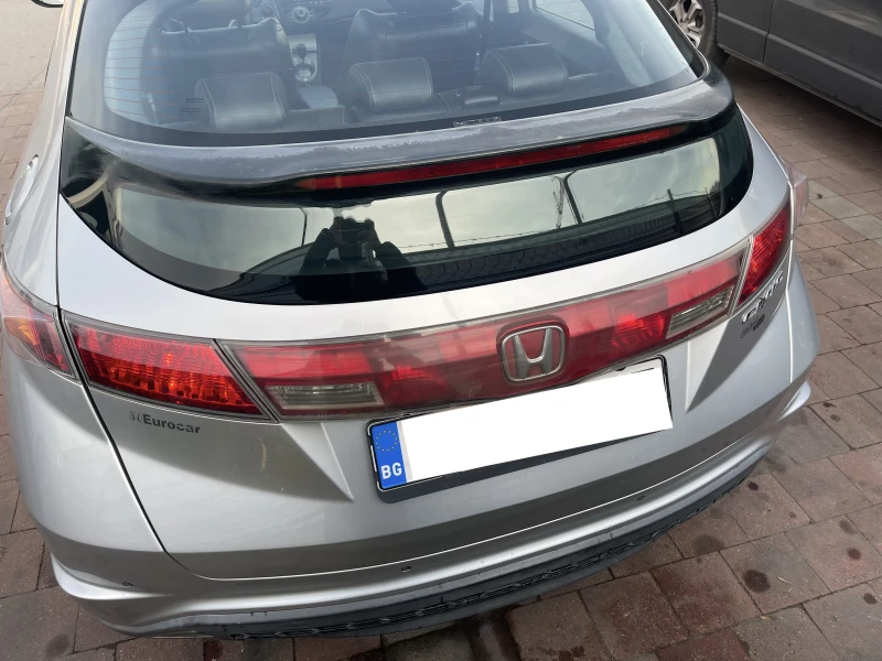Honda Civic VIII, снимка 4 - Автомобили и джипове - 53487775