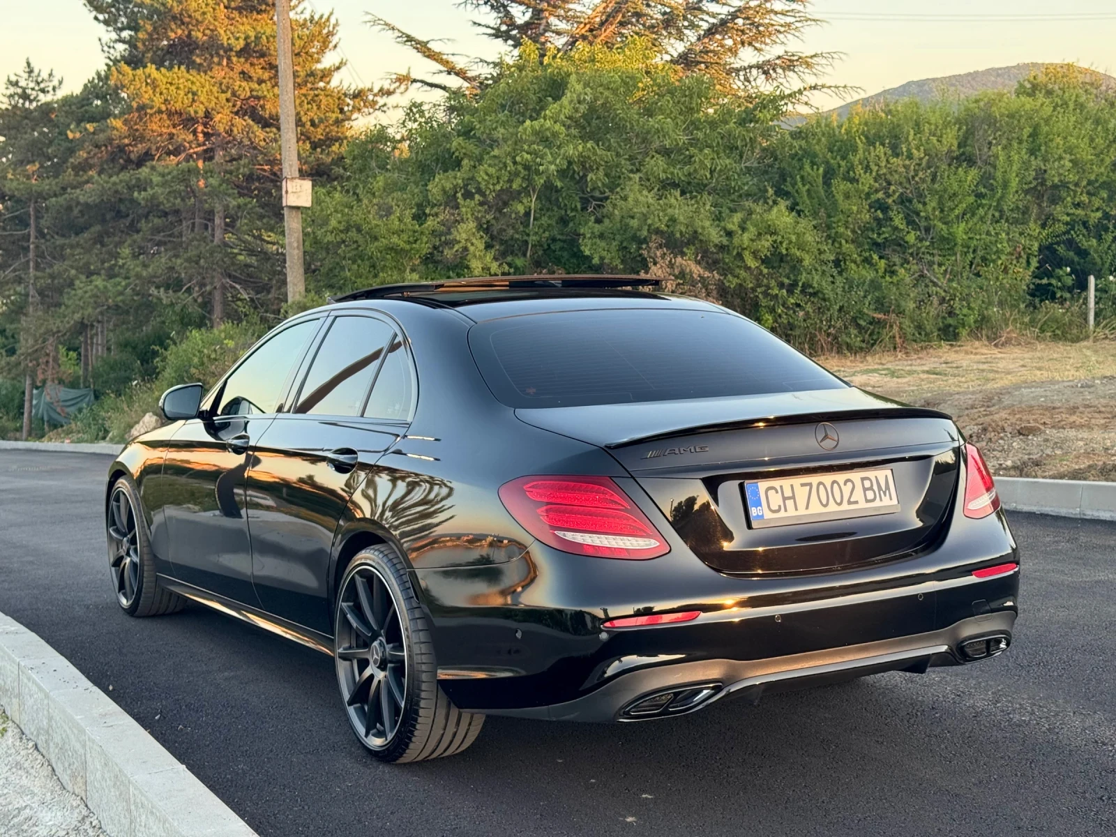 Mercedes-Benz E 220 AMG Burmester/Пано/360/Digital/Head-Up/Keyless - изображение 3